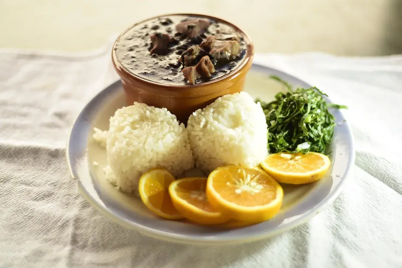 Feijoada Vegana (Guiso Brasileño de Frijoles Negros)